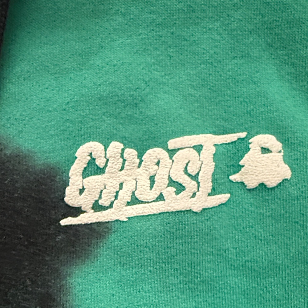 Ghost Glitch Tie-Dye Hoodie - Green And Black View 2
